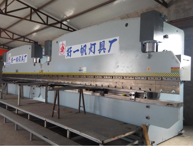 2-WC67Y-250T/6000�p�C��